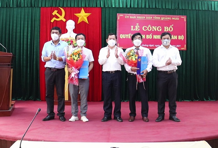 Chủ tịch UBND tỉnh Đặng Văn Minh trao quyết định bổ nhiệm 2 Phó Giám đốc Sở Nông nghiệp và Phát triển nông thôn