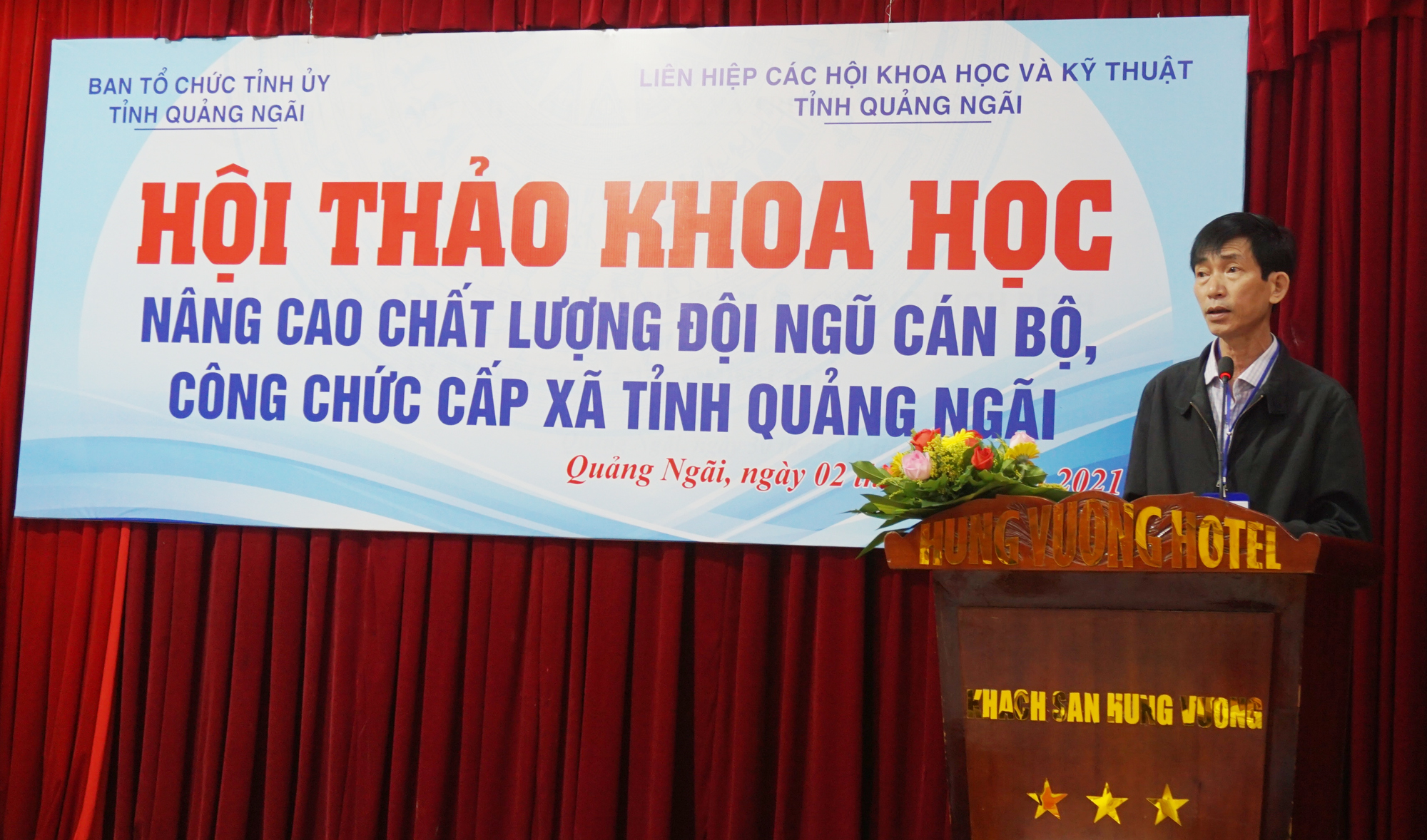 Hội thảo khoa học “Nâng cao chất lượng đội ngũ cán bộ, công chức cấp xã tỉnh Quảng Ngãi”