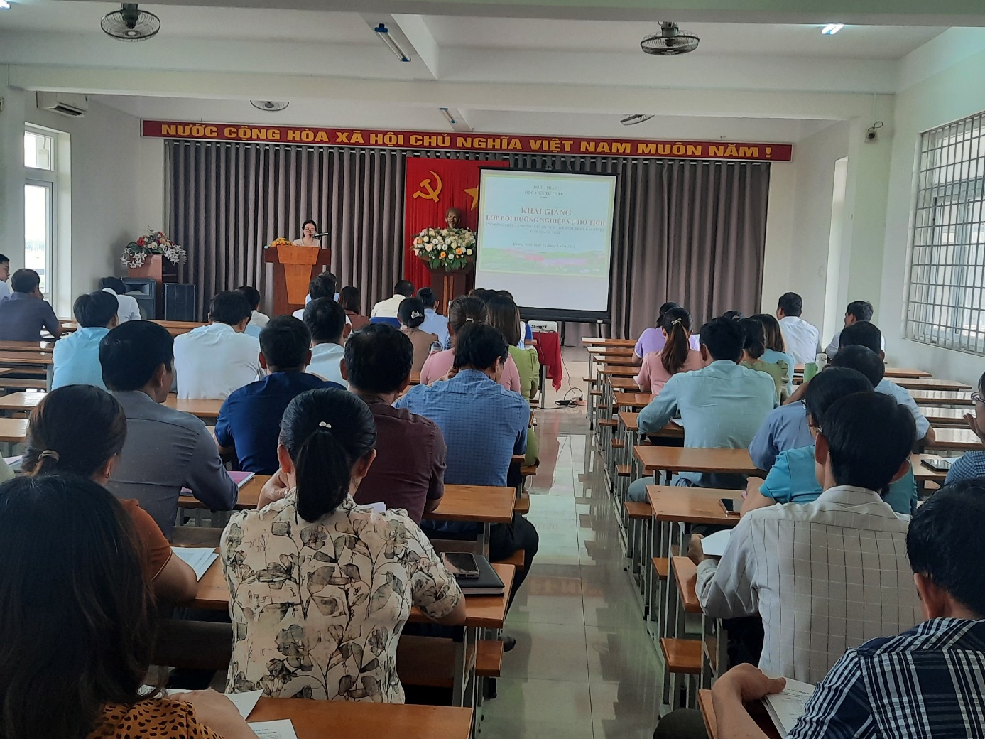 Quảng Ngãi khai giảng Lớp bồi dưỡng nghiệp vụ hộ tịch cho công chức làm công tác hộ tịch cấp huyện, xã năm 2023