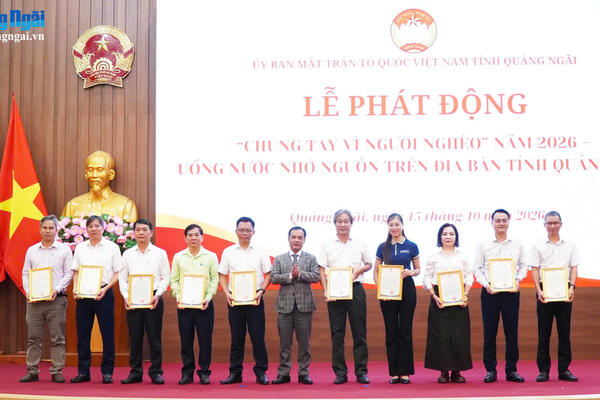 Huy động nguồn lực chăm lo hộ nghèo, gia đình chính sách và người có công
