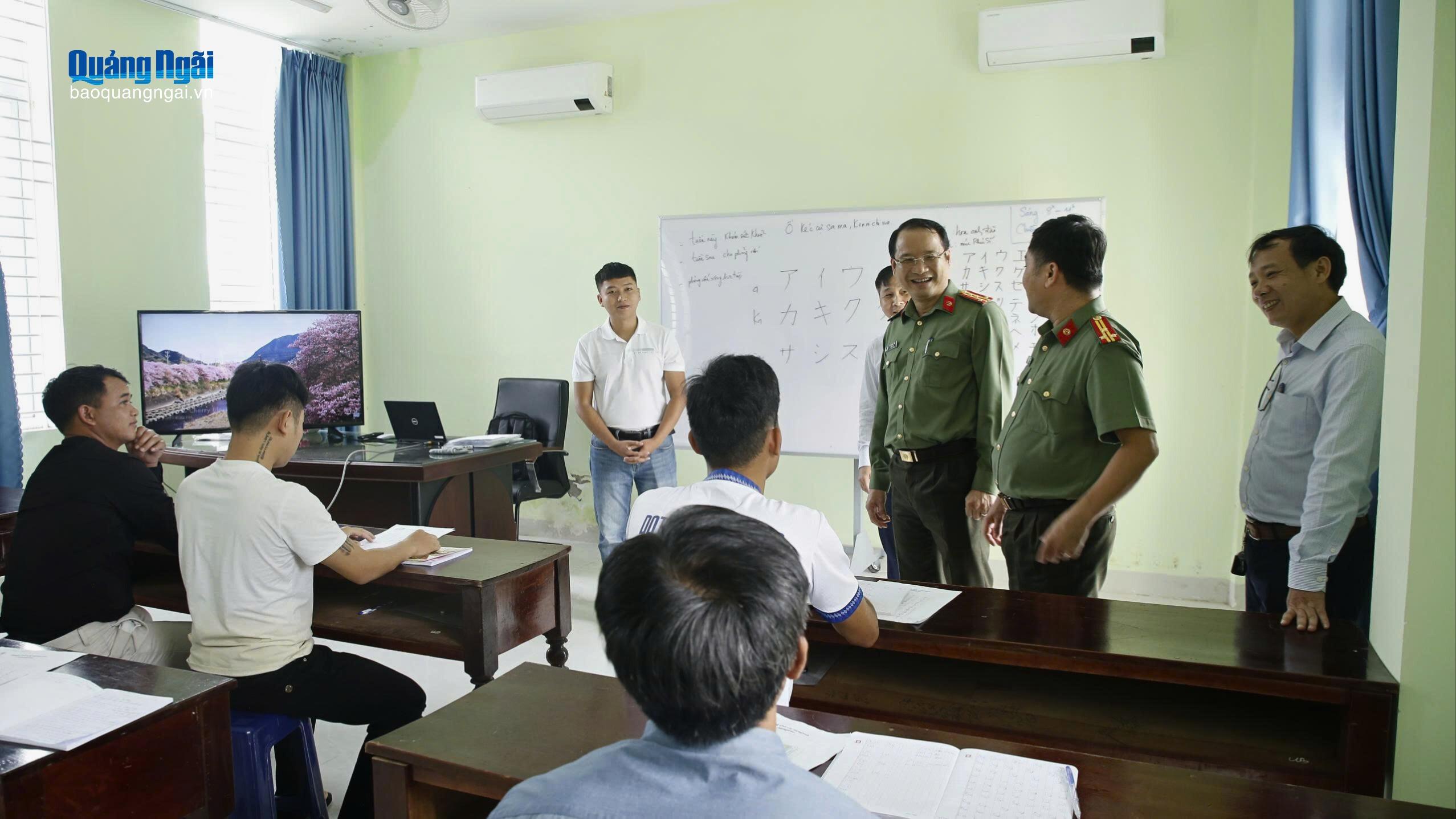 Báo và Phát thanh, Truyền hình Quảng Ngãi