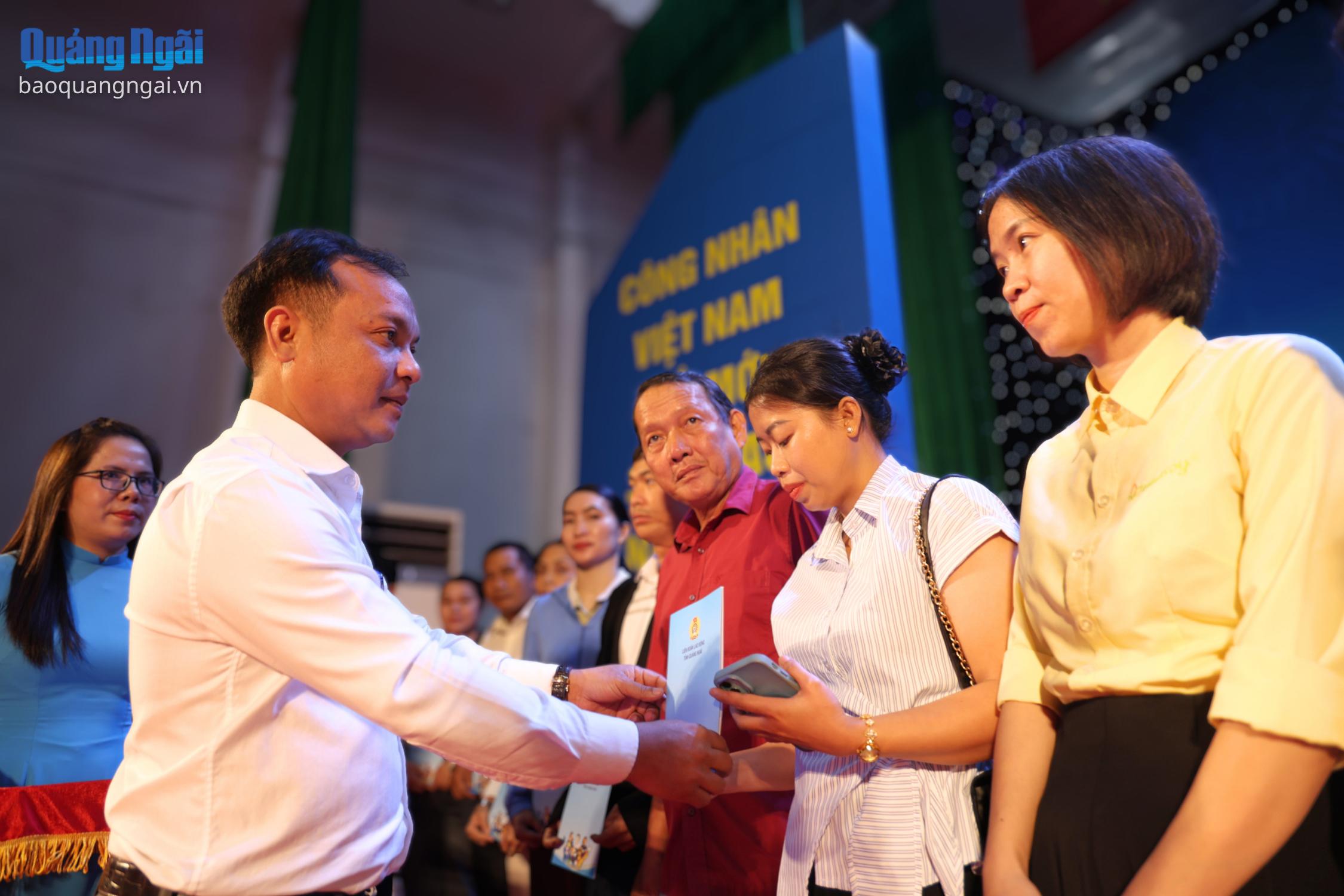 Báo và Phát thanh, Truyền hình Quảng Ngãi